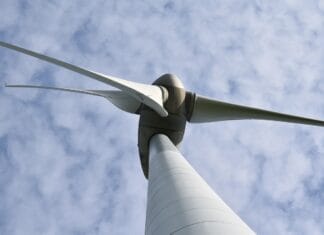 Jak podłączyć światło do domku narzędziowego